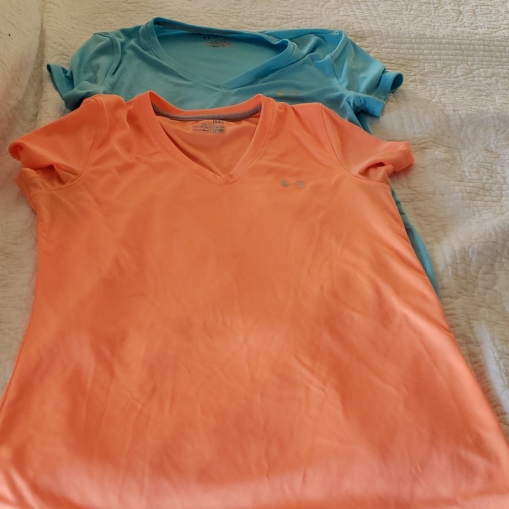 Under Amour semi-fitted tops